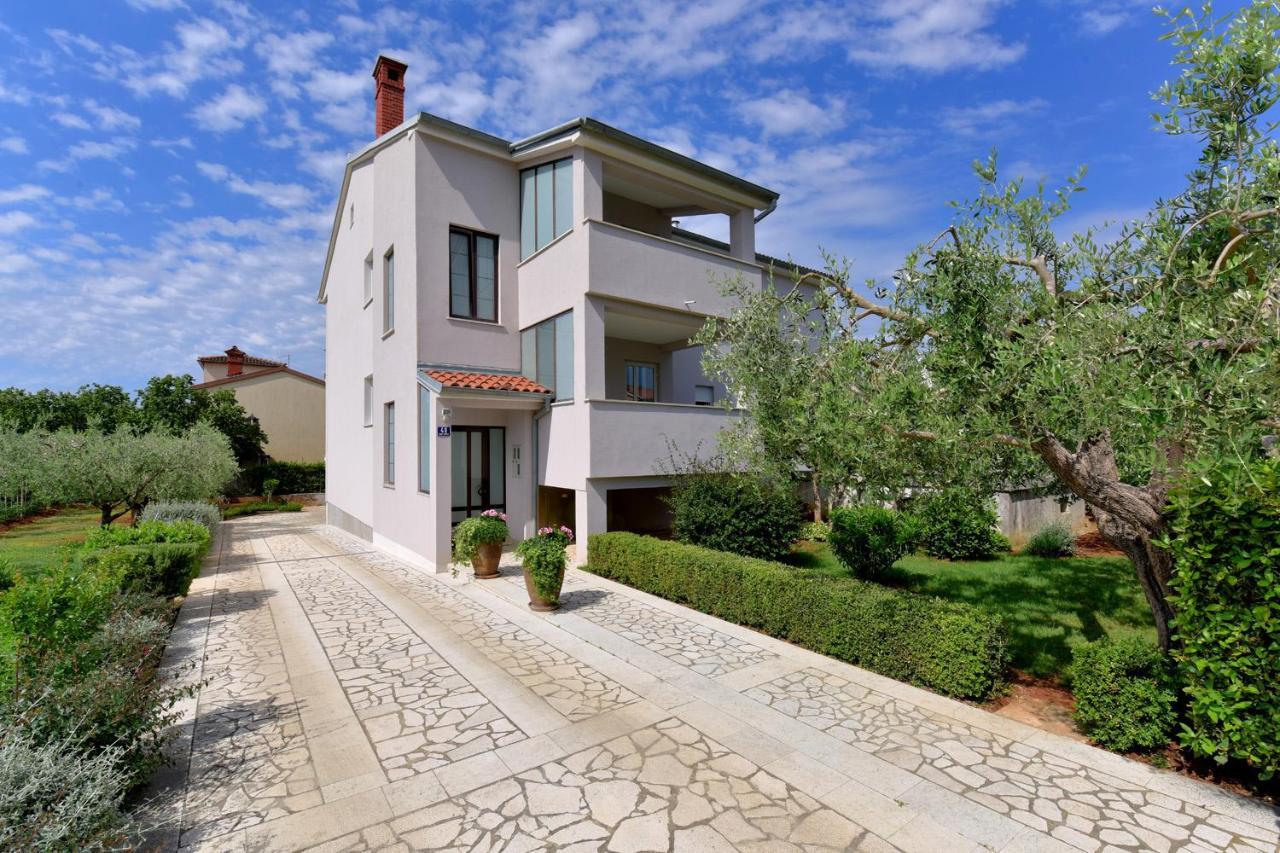Brezac Olive Garden Apartment Fazana Exterior photo